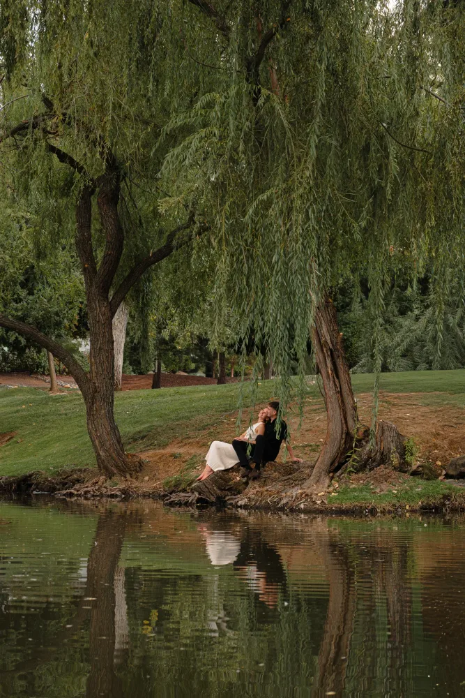 ENGAGEMENT E&M — photograph 10