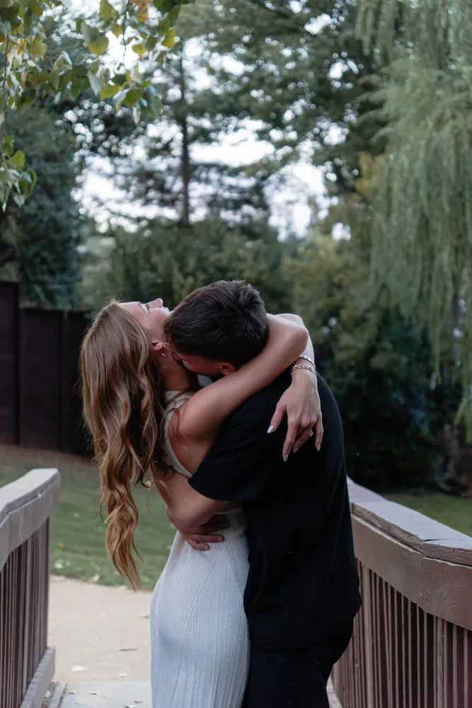 ENGAGEMENT E&M — photograph 7