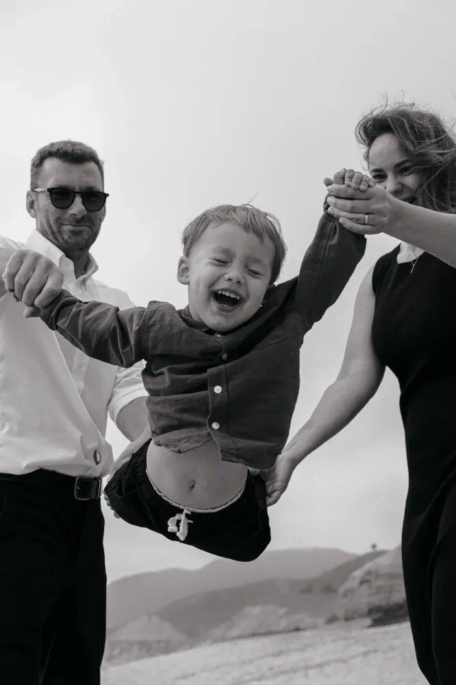 Ocean Family Photoshoot — photograph 7